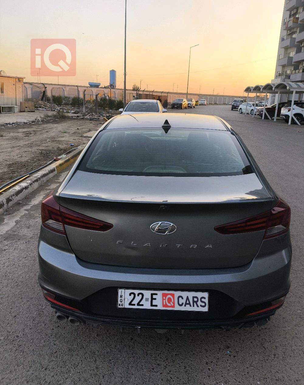 هيونداي النترا